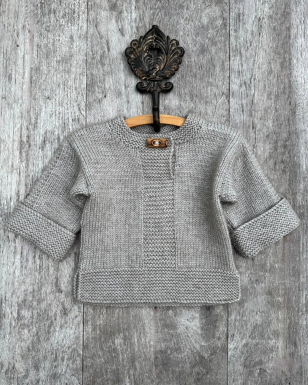 Yuto Jumper and Hat - Knitting Pattern - DK/8Ply - The Kiwi Stitch Co