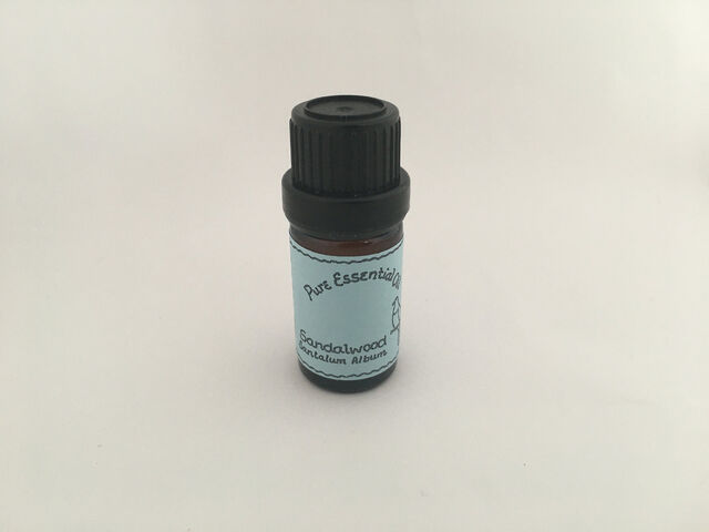 Sandalwood Essential Oil 5ml - Kereru