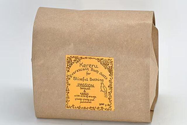 Passion Bath Salts - Kereru