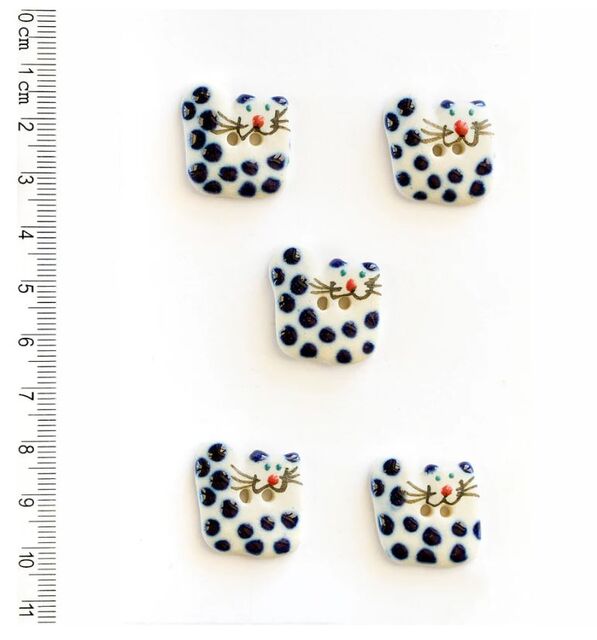 Spotty Cats - Incomparable Buttons - L29