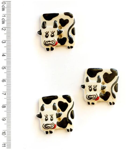 Bulls - Incomparable Buttons - L145